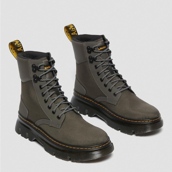 Dr. Martens NIB TARIK UTILITY BOOTS - Picture 1 of 5